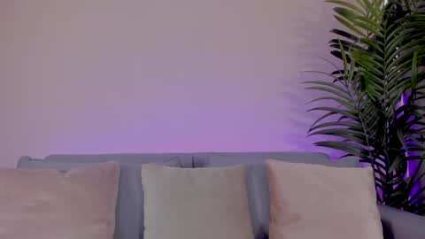 Sarah Luna online show from 05.25.26