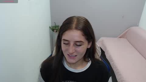 Mia online show from 02.26.26