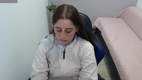 Mia online show from 02.27.26