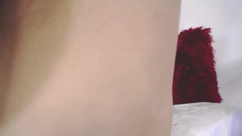 Mia online show from 12.09.24