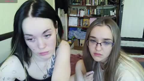 Snapshot of mia_ellis_ chatting on 07.02.26 Mia and Jenny online show from 07.02.26
