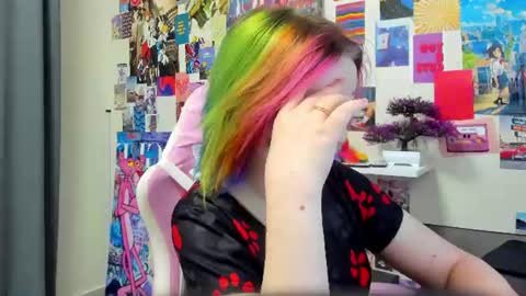 Mia online show from 07.06.26