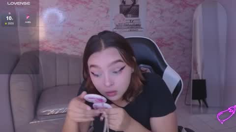 Mia online show from 03.02.26