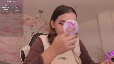 Snapshot of mia_foster_t chatting on 03.03.26 Mia online show from 03.03.26