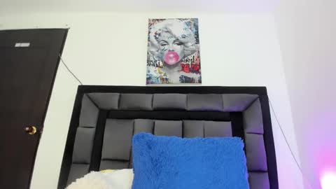 mia fox online show from 02.23.26