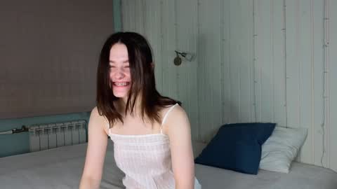 Mia online show from 02.02.25