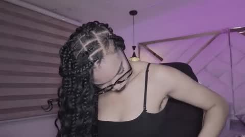 Mia online show from 02.21.26