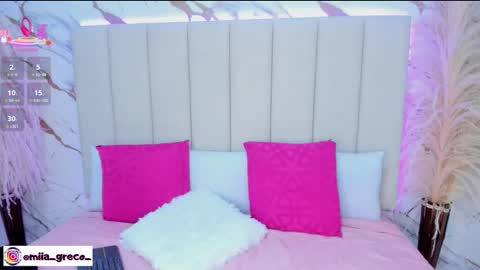 mia_greco_ online show from 10.11.25