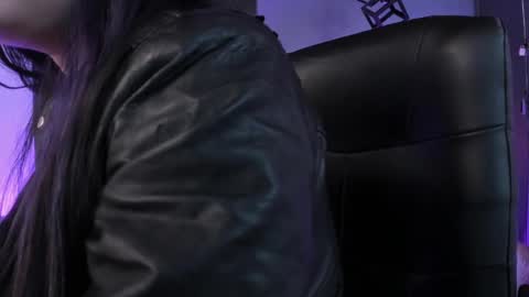 Val  online show from 12.12.24