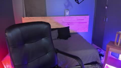 Val  online show from 02.03.25