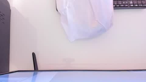 Snapshot of mia_jonnees chatting on 10.06.25 online show from 10.06.25