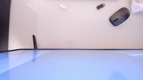 Snapshot of mia_jonnees chatting on 11.04.25 online show from 11.04.25