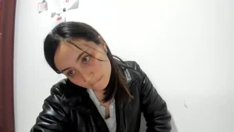 mia kaneee online show from 02.04.25