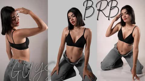 Mia online show from 12.02.25