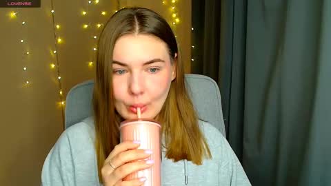 mia_lemm online show from 11.19.25