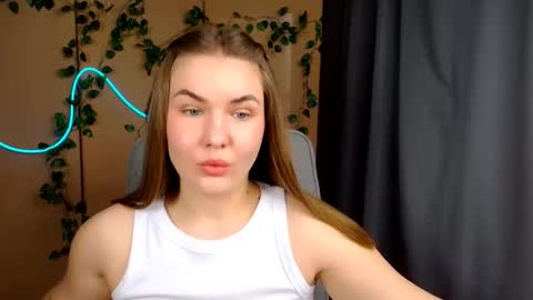 mia_lemm online show from 04.24.26
