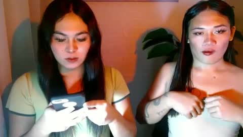 Mia online show from 03.06.25