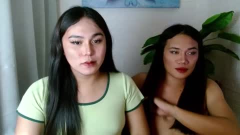 Mia online show from 03.10.25