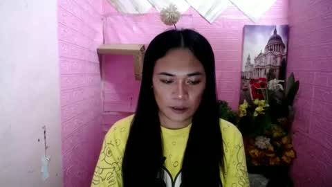 Mia online show from 03.12.25