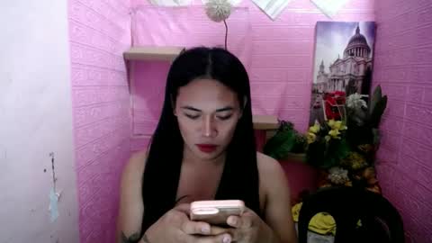 Mia online show from 03.12.25