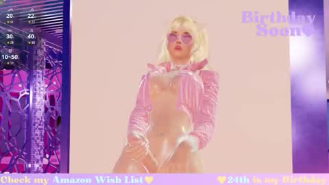 Snapshot of mia_lilah chatting on 09.14.25 Mia online show from 09.14.25