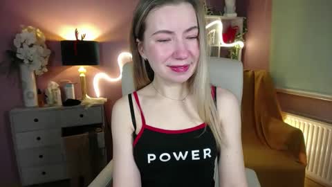 Mia online show from 01.12.25