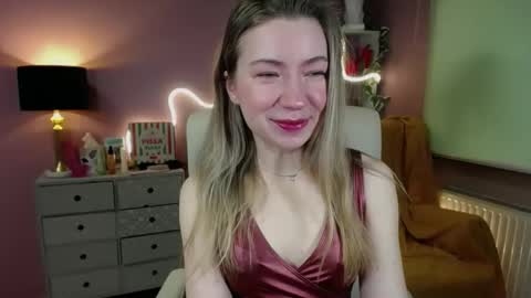 Mia online show from 03.08.25