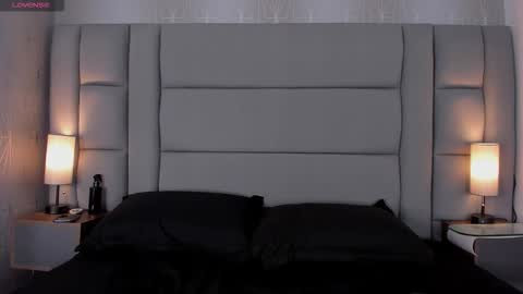    online show from 11.25.25