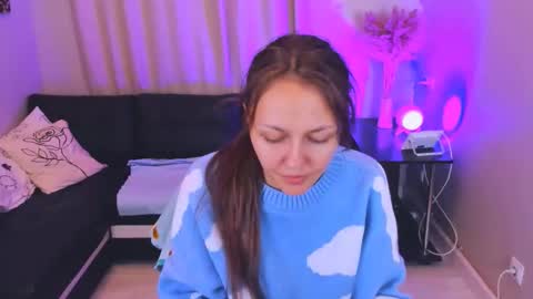 Snapshot of mia_meowxkiss chatting on 10.10.25 mia_meowxkiss online show from 10.10.25