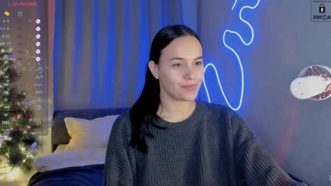 Snapshot of mia_mit chatting on 01.11.25 Mia online show from 01.11.25