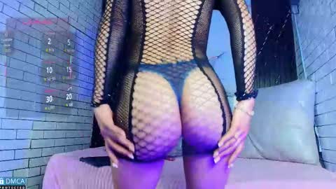 Mia online show from 09.12.25