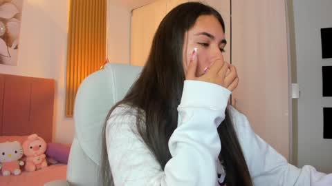 Snapshot of mia_nevaeh chatting on 01.07.25 Mia Nevaeh - follow me online show from 01.07.25