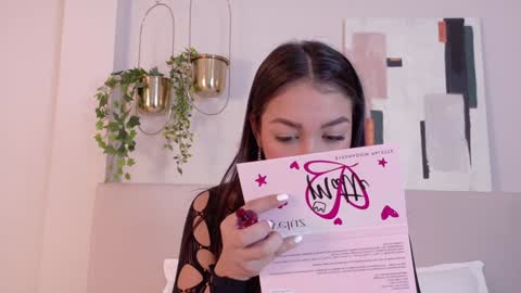 mia_oconner online show from 01.07.25