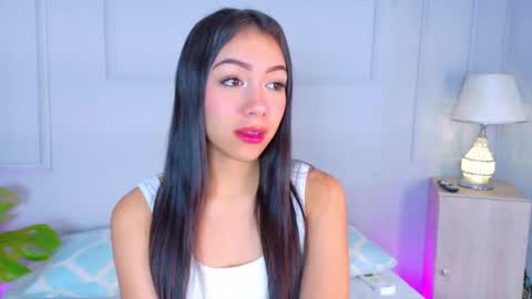 mia_oconner online show from 09.24.25