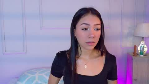 mia_oconner online show from 10.07.25