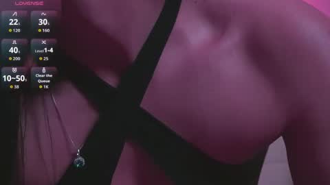 Mia online show from 04.17.26