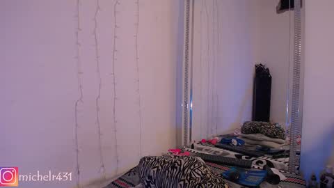 mia reys online show from 02.02.25