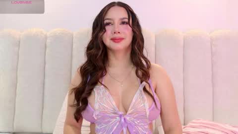 Mia online show from 03.12.26