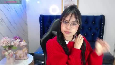 Snapshot of mia_rouse_v chatting on 10.15.25 Hi Stream 800am to 200pm online show from 10.15.25