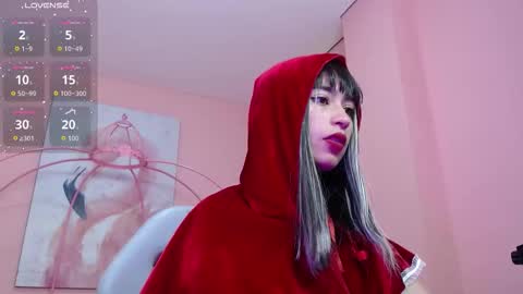 Mia  online show from 12.19.25