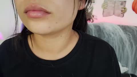 Mia Roux online show from 10.18.25