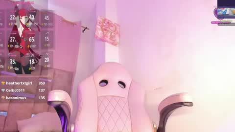 mia_royal online show from 04.13.26