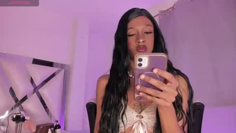 mia_royal online show from 07.19.26