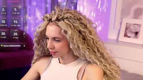 Mia online show from 12.20.25