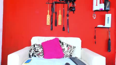 Mia sophiia online show from 12.04.24