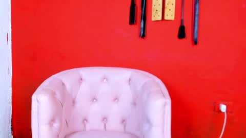Mia sophiia online show from 12.11.24