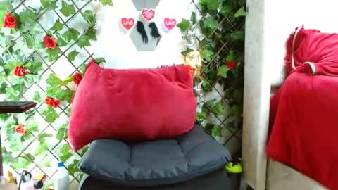 Mia squirt big INDEPENDENT MODEL...ONLYFANS  online show from 12.23.24