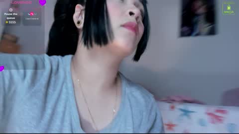 Snapshot of mia_starss chatting on 09.30.25 Mia  online show from 09.30.25