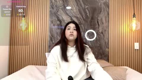 Snapshot of mia_sun14 chatting on 10.21.25 MIA  SUN  online show from 10.21.25