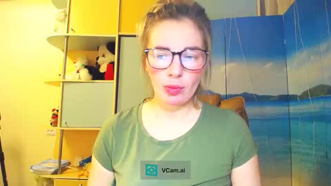 Mia. online show from 11.27.25